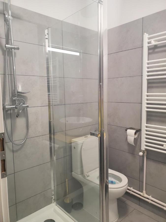 דירות בראשוב Basarab 1 מראה חיצוני תמונה